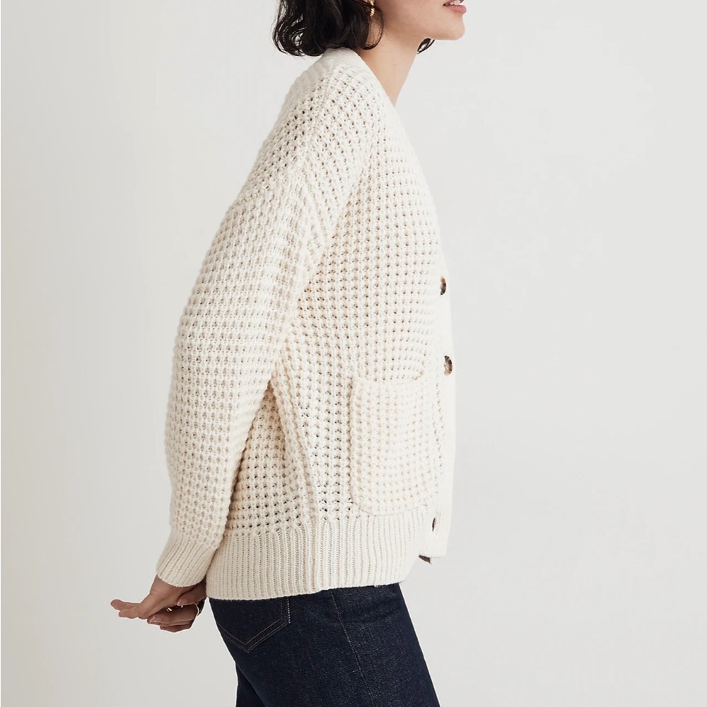 Waffle-Knit V-Neck Cardigan - Picture 4 of 4